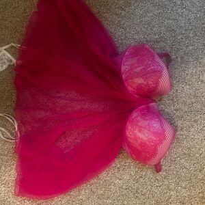 Elegant Pink Lace Lingerie Set